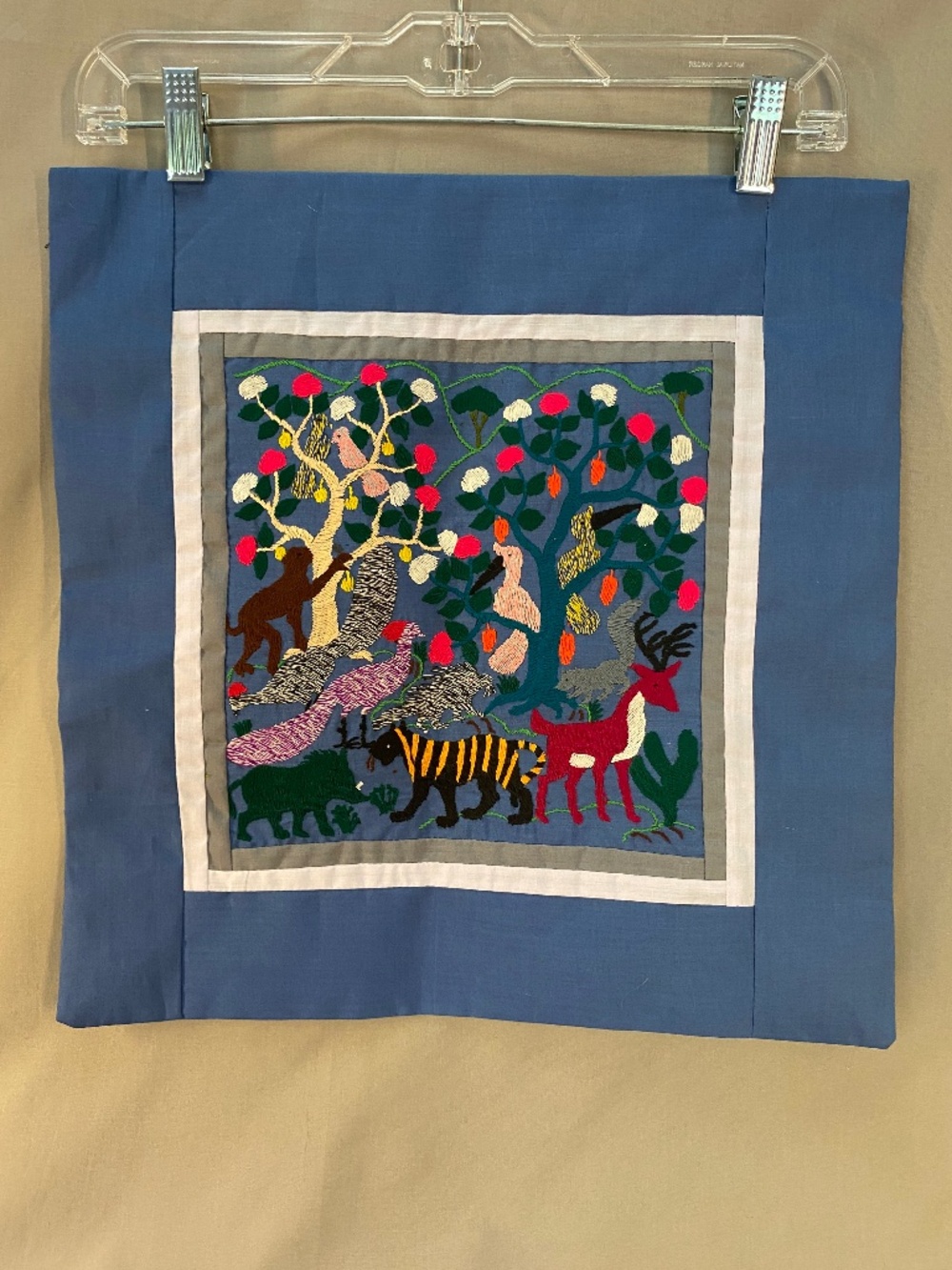Accent pillow case with stitched animal designs for a child's room (New)